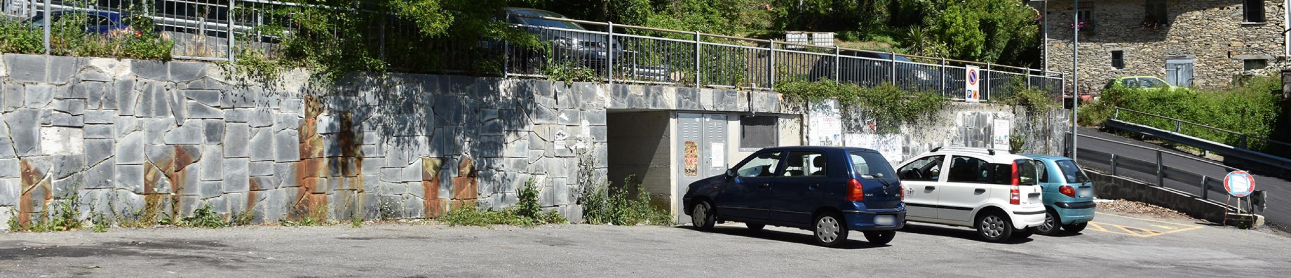 Parcheggio pubblico in Frazione Pannesi (0)