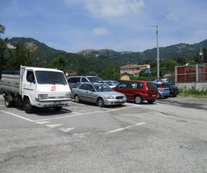 Parcheggio pubblico  (2)