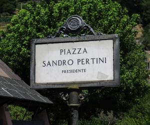 Intitolazione a Sandro Pertini
